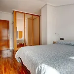 Luminoso Atico Con Terraza, Irun, Parking, 4pax Apartament *