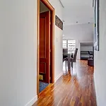 Luminoso Atico Con Terraza, Irun, Parking, 4pax