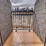 Apartament Luminoso Atico Con Terraza, Irun, Parking, 4pax